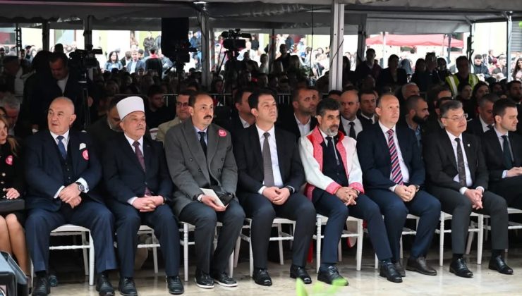 Uluslararası Balkan Üniversitesi 2026 Mezunlarını Törenle Uğurladı