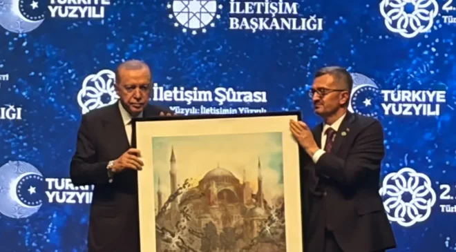 Cumhurbaşkanı Erdoğan: “Hakikatin en fazla zarar gördüğü bir dönemden geçiyoruz”