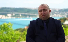 TRT Rus’un FETÖ belgeselinde TİMBİR Genel Başkan Yardımcısı Agil Alesger uzman olarak yer aldı