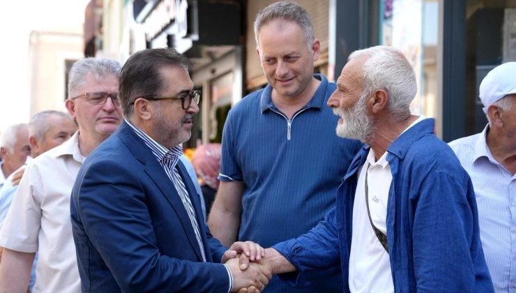 AK Parti İstanbul Milletvekilleri 3 İlçede Vatandaşla Buluştu