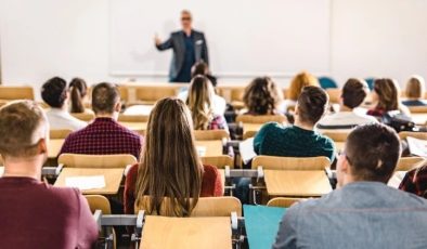 Üniversitelilere Öğrenci Affı Komisyondan Geçti